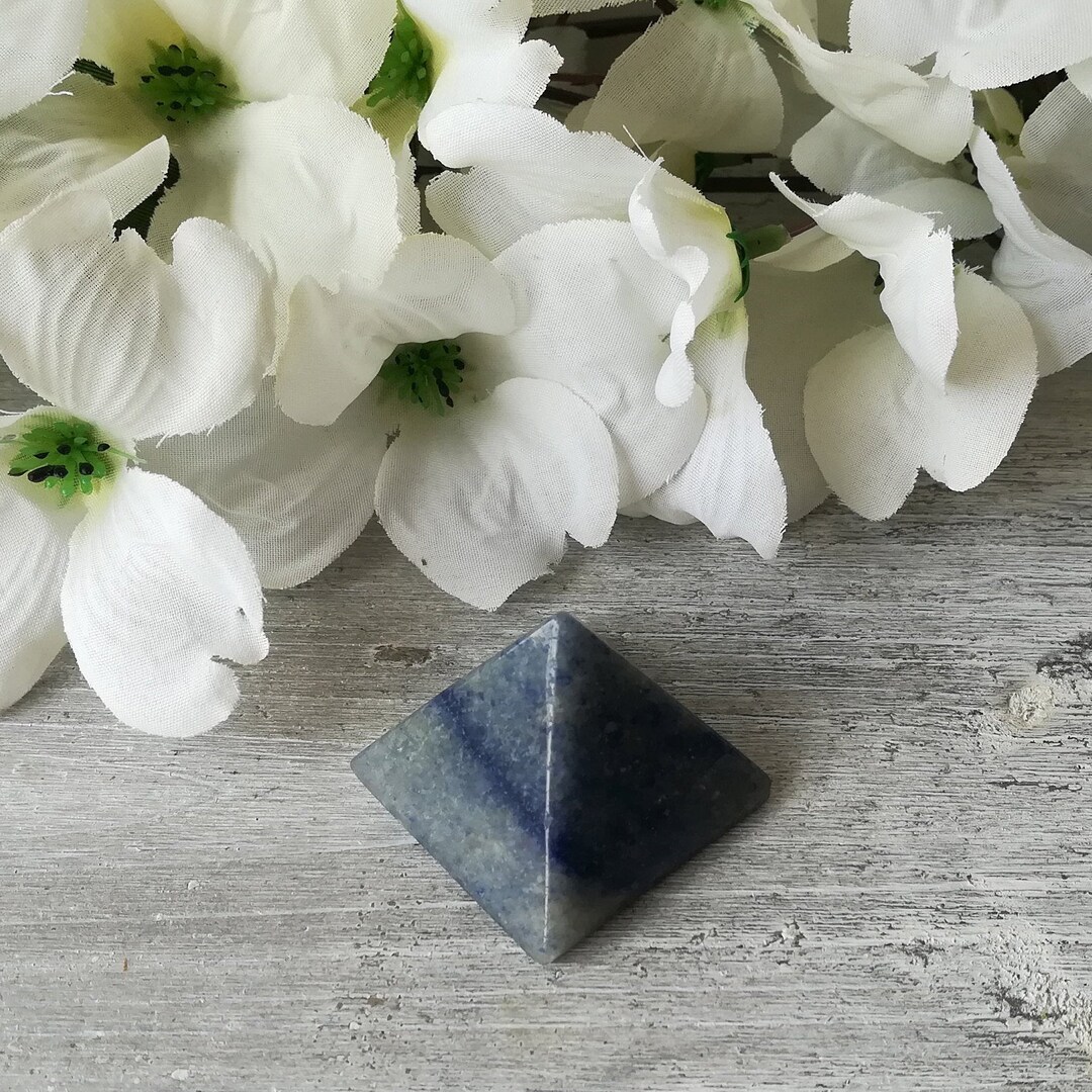 Angelite Crystal Pyramid Crystal Pyramid Stone Pyramid Reiki Healing ...