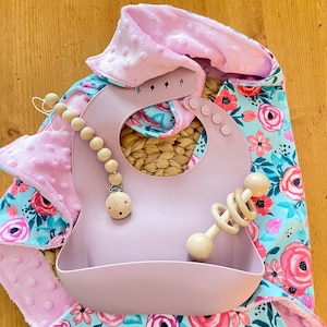 Baby Girl “Blooming Buds” Newborn Gift Set