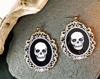 Victorian Skull Earrings, Cameo Earrings, Skull Cameo Earrings, Gothic Cameo Jewelry, Baroque Skull, Seampunk Victorian Skull, Gothic Skull