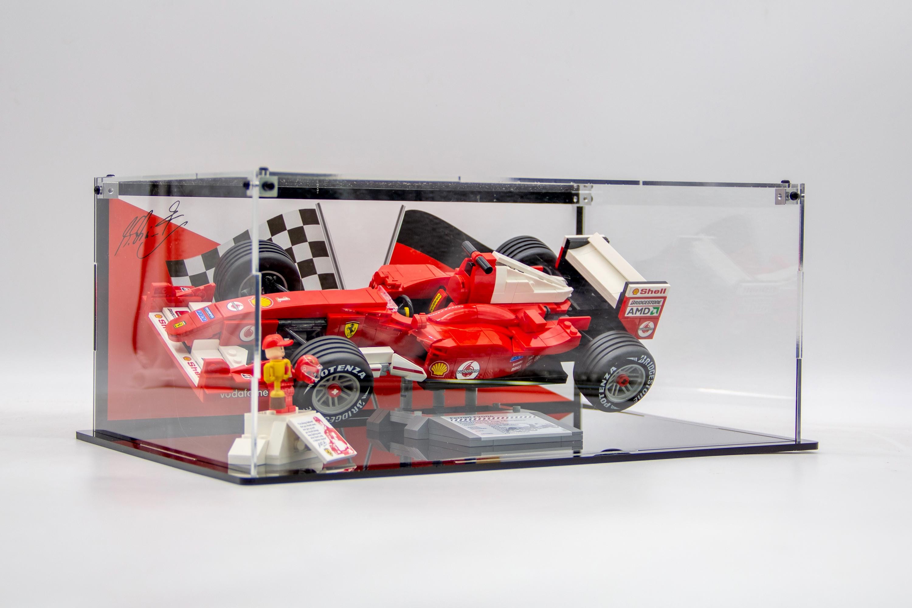 Ferrari F2004 1/18 ミニカー ディスプレイケース付き2台 Ferrari F2004 1/18 ミニカー ディスプレイケース付き2台 【公式通販】