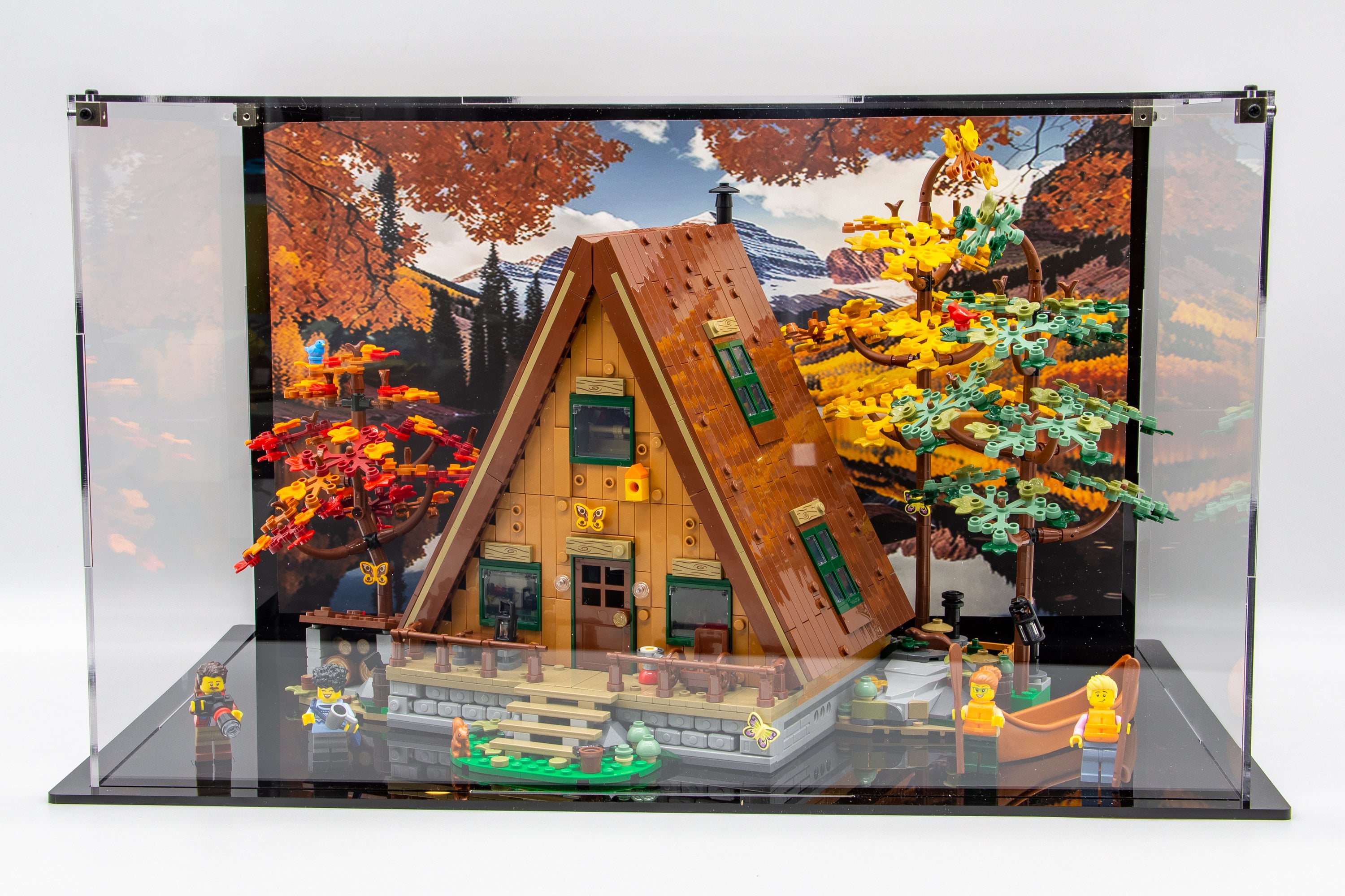 Acrylic Display Case for Lego® Ideas A-frame Cabin Set 21338
