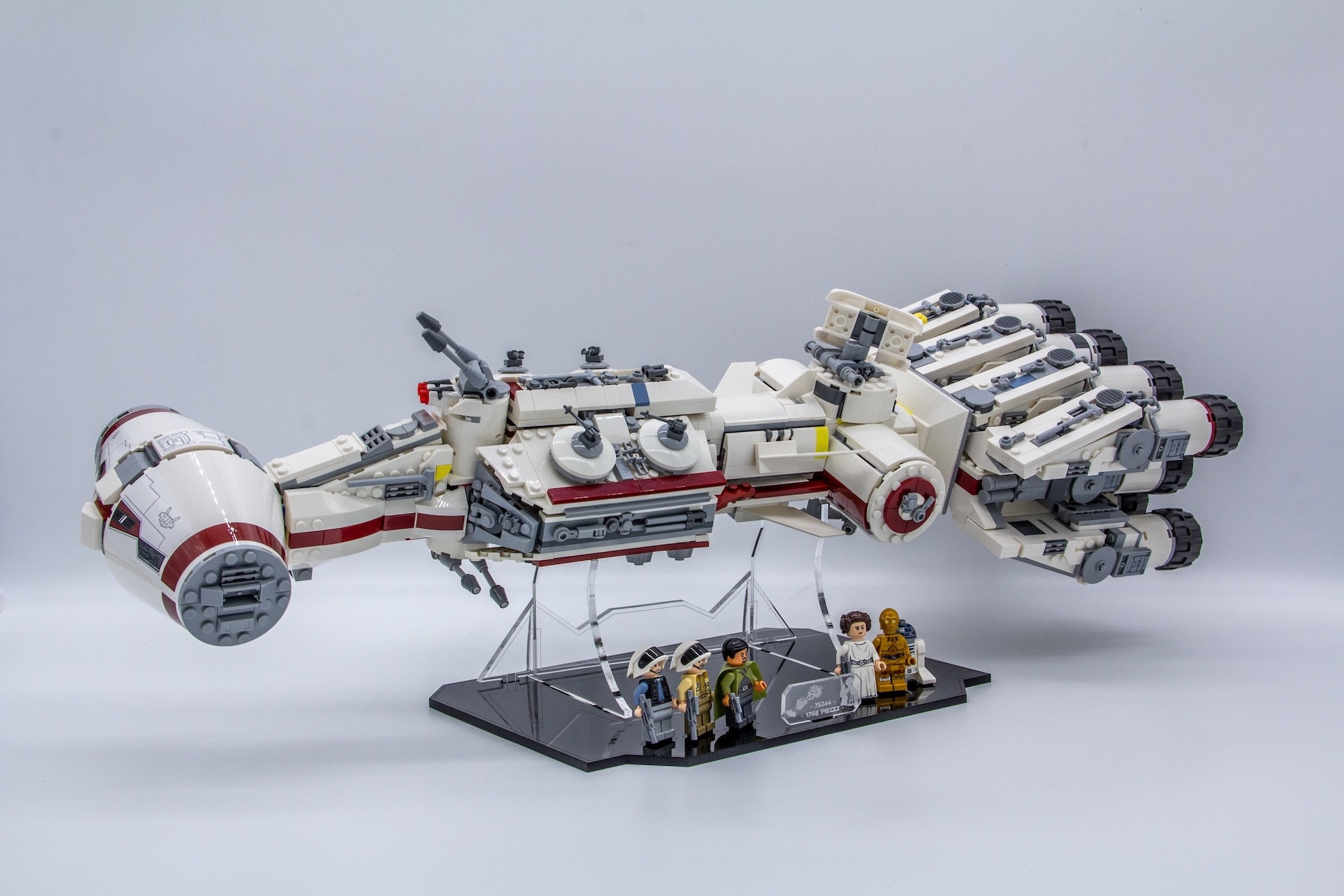 Jeu de construction - LEGO - Tantive IV™ - 1768 pièces - Adulte