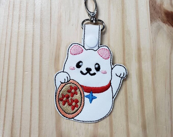 Lucky Fortune Cat Chinese Japanese keychain snap tab bag clip