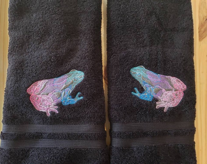 Dart Frog bath hand towel set custom embroidered