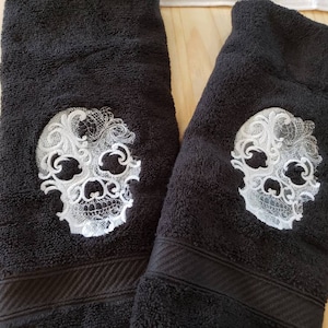 MNSRUU Hand Towels Clearance Skull Skeleton with Flame Butterfly Decorative  Hand Towels for Bathroom Kitchen 2 Pack Bath Hand Towels for Gym Yoga