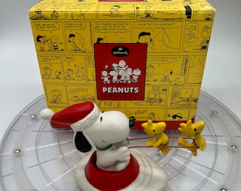2000 Peanuts Hallmark “Jolly Holidays” Snoopy Santa & Woodstock Reindeer - Limited Edition with Original Box