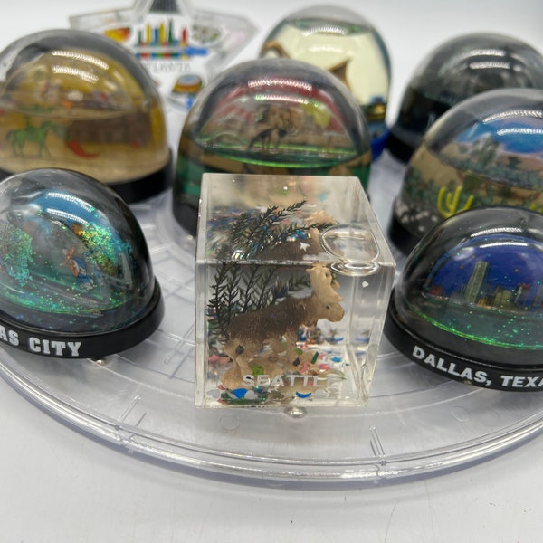 Various Vintage Novelty Water Ball Snow-globe. Arizona, Kansas City, Atlanta, New Mexico, Seattle, Texas, Minnesota and Tennessee.