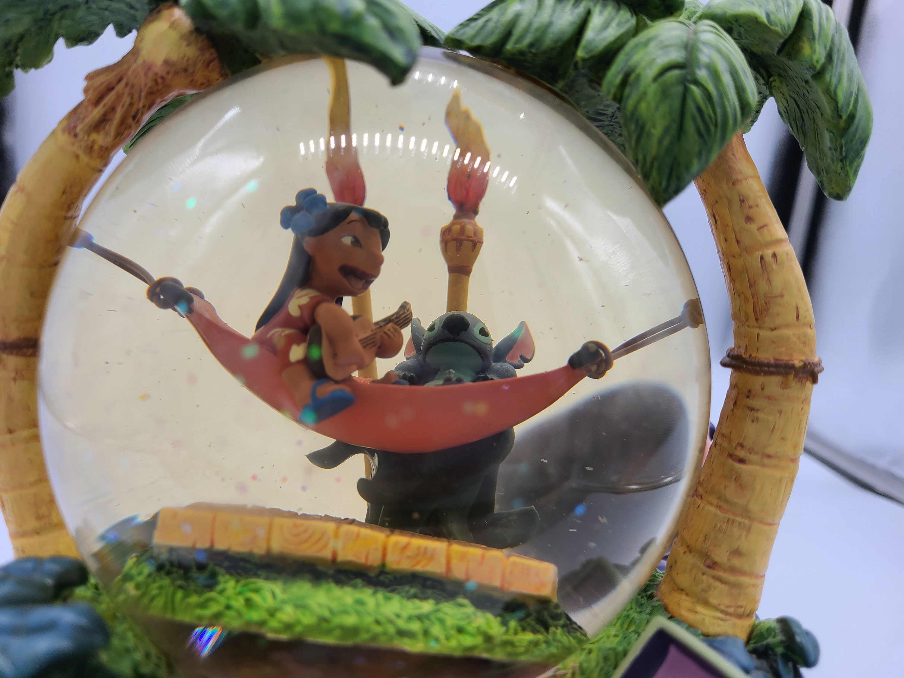 ビンテージ ディズニーのリロ＆スティッチ オルゴール スノー
