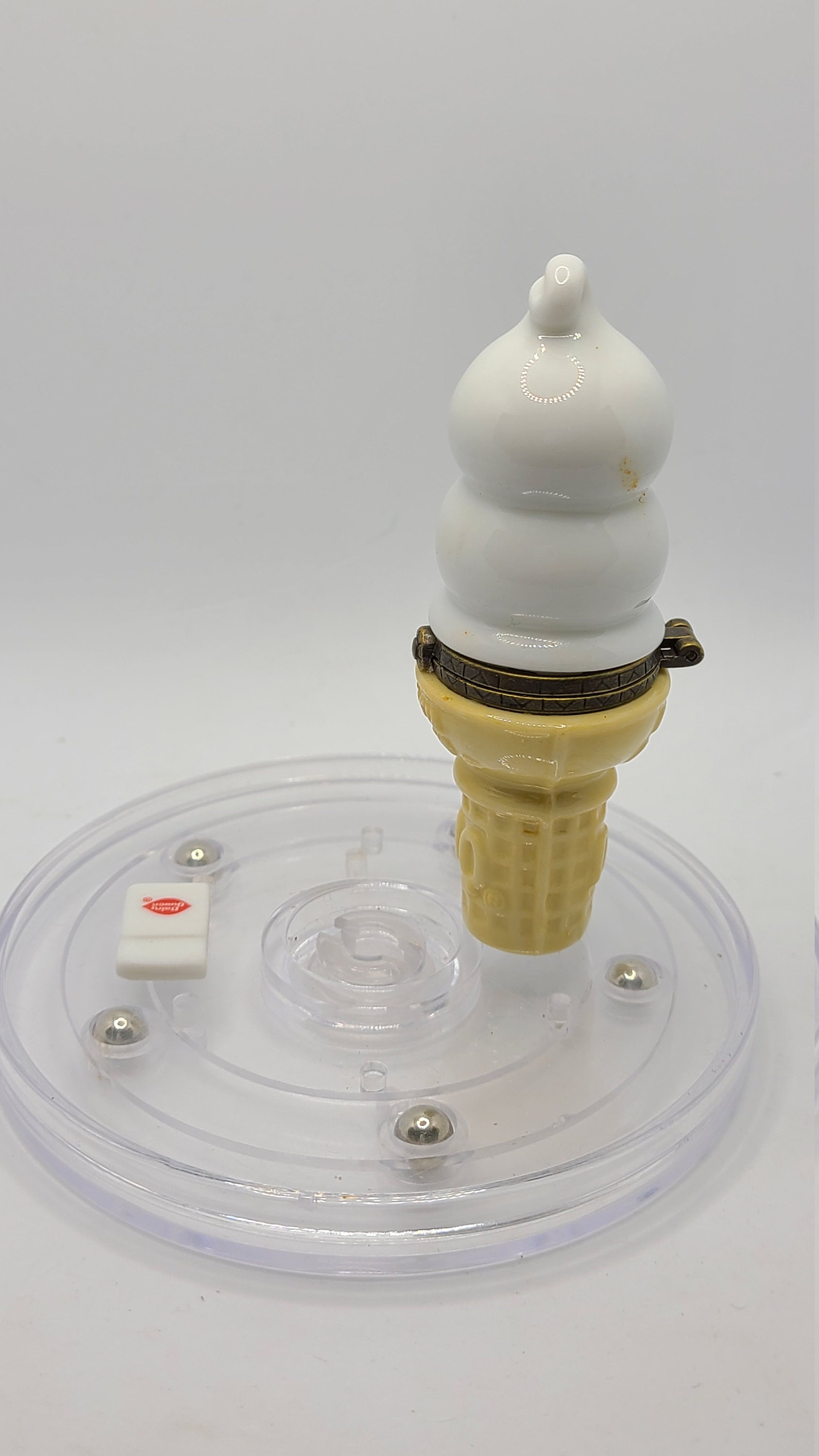 Dairy Queen Soft Serve Ice Cream Cone Porcelain Hinged Box