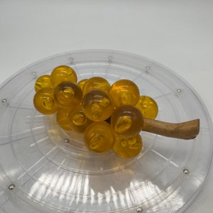 Beautiful Rare Mid-Century Green and Gold Bunch of 19 a small Gumball Size Lucite Grapes!