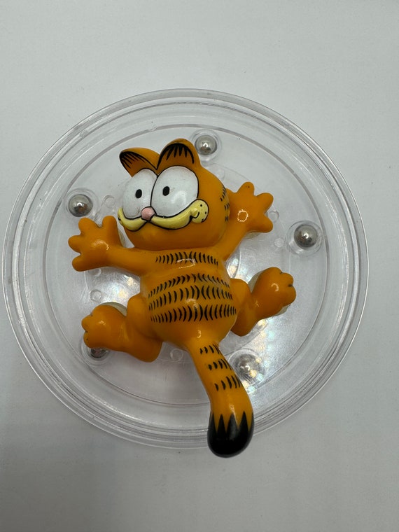 Rare Vintage Garfield Wall Climbing Refrigerator Magnet. - Etsy