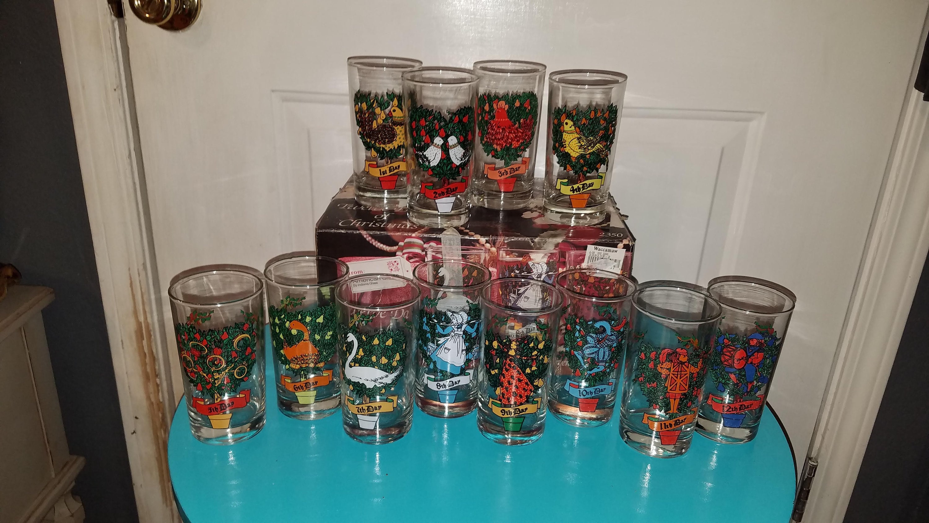 Vintage Set of 12 Drinking Glasses the 12 Days of Christmas. Etsy Canada