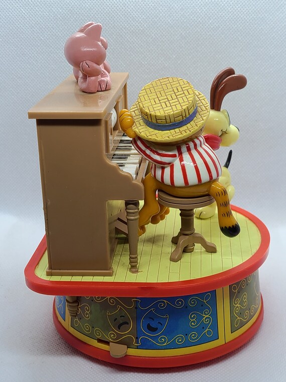 ガーフィールド オルゴール 販売済み ガーフィールド メリーゴーランド