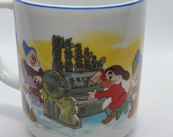 ヴィンテージのディズニーの白雪姫マグカップ。日本製。 - Etsy 日本