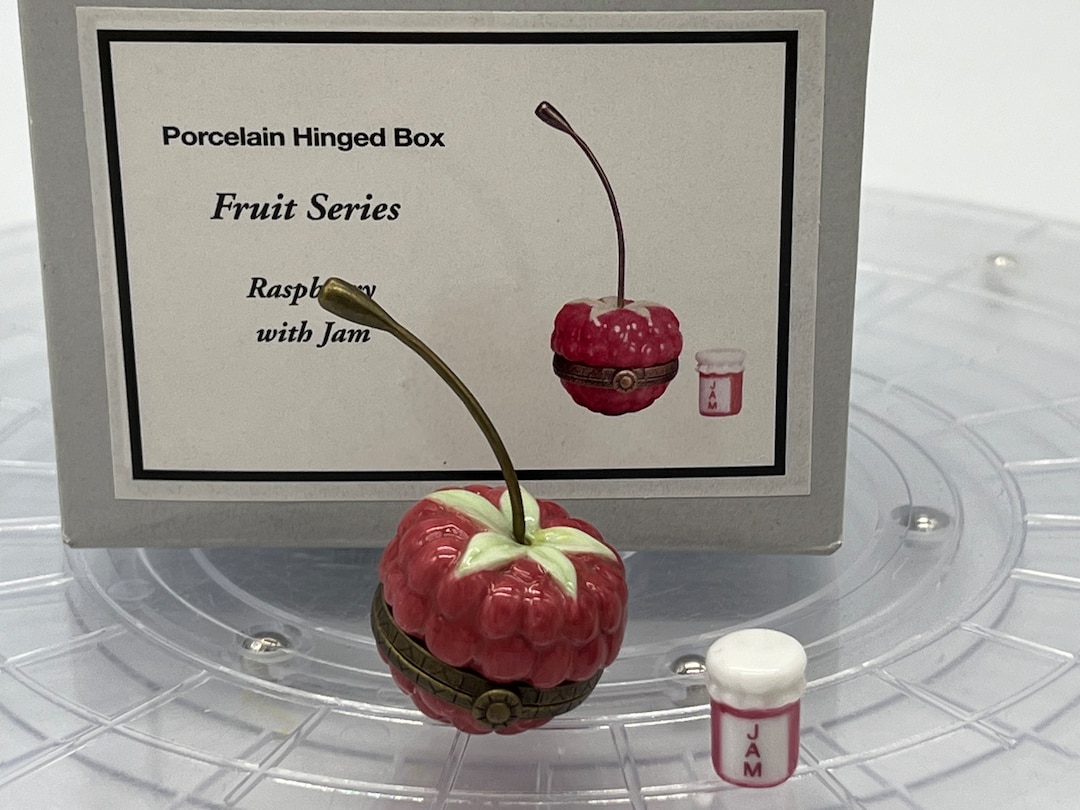 PHBヒンジBOXフルーツシリーズ*ミニチュアラズベリー コレクター品 Raspberry Porcelain Hinged Trinket Box - Fruit Series - Etsy