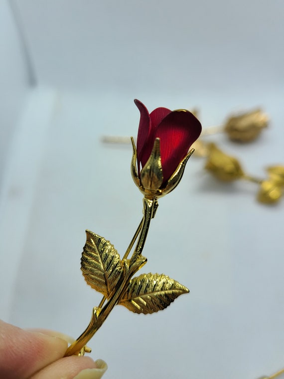 Vintage Gold Rose Brooch: 1950s Red Rose Stick Pin - image 6