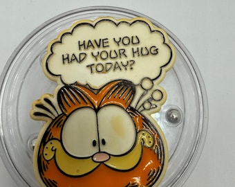 Raro magnete da frigorifero vintage con la scritta "Hai avuto il tuo abbraccio oggi?" di Garfield.