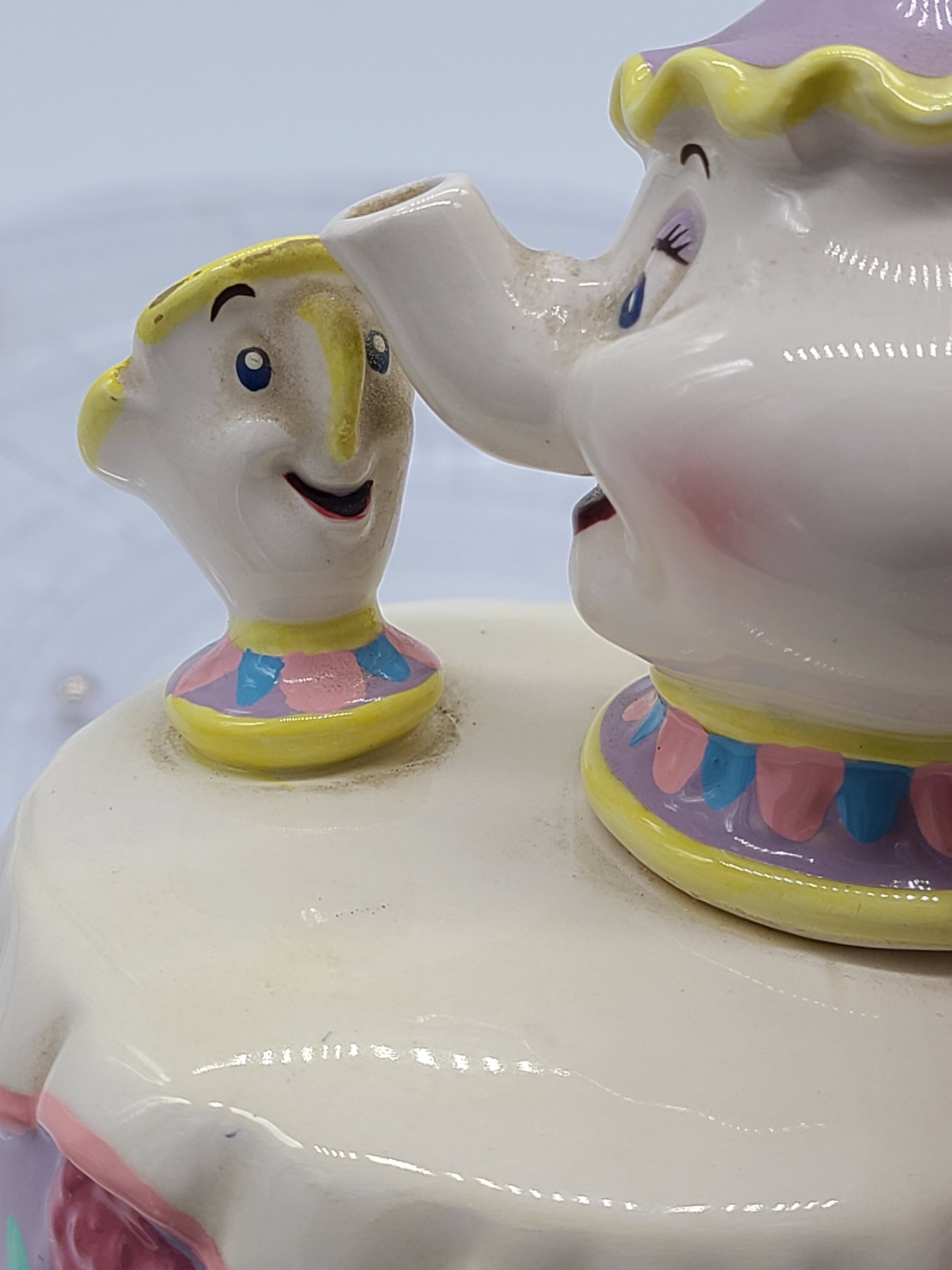 珍しいヴィンテージのディズニーの美女と野獣のポット夫人と