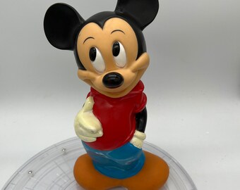 ヴィンテージのディズニー ミッキーマウス、プルート、グーフィー