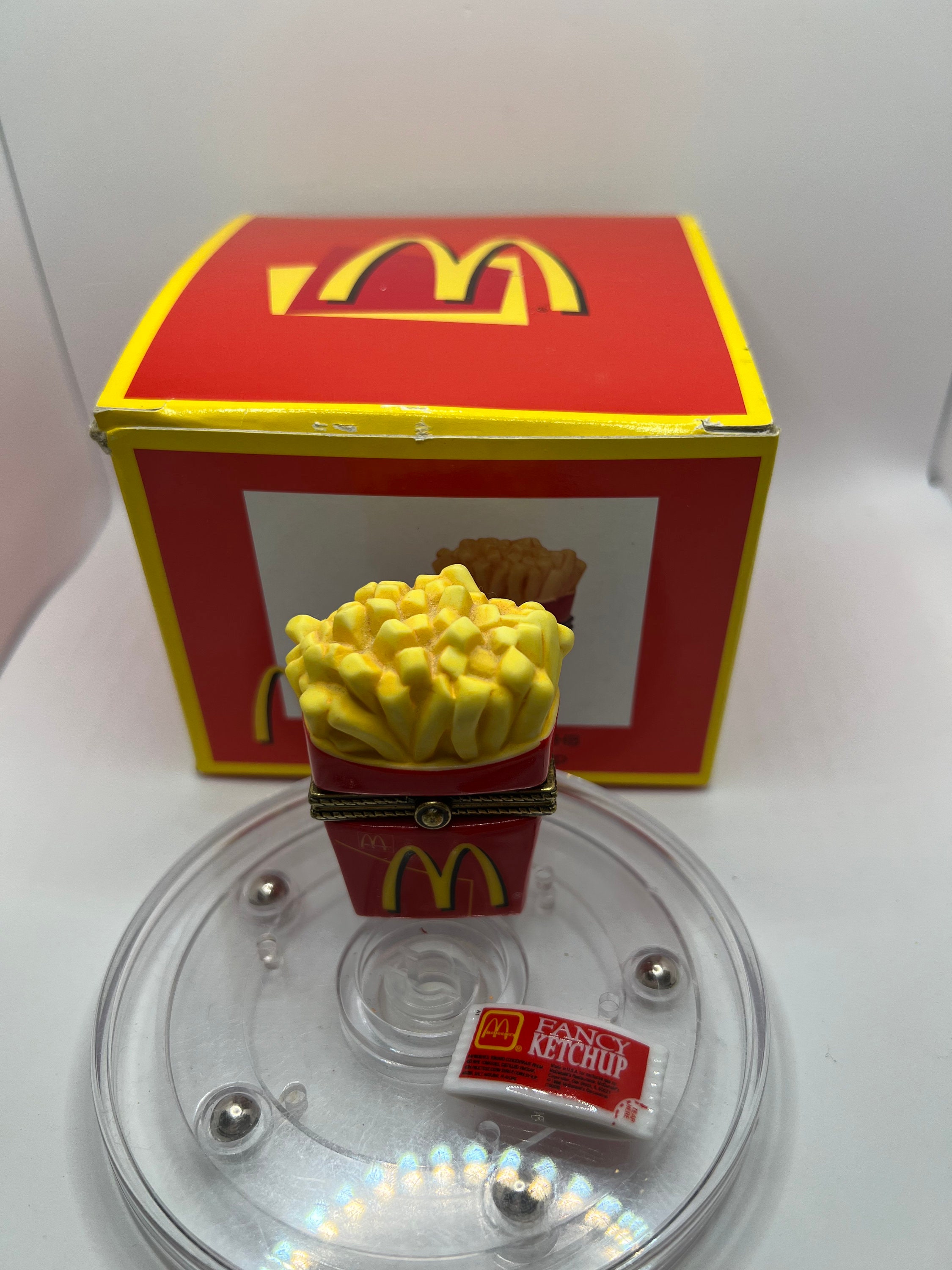 McDonald's French Fries Crossbody Purse - Entertainment Earth