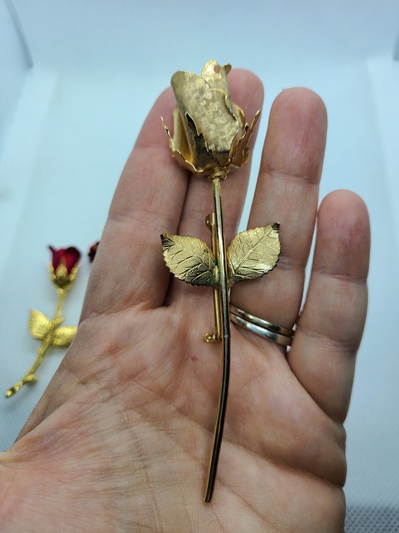 Vintage Gold Rose Brooch: 1950s Red Rose Stick Pin - image 9
