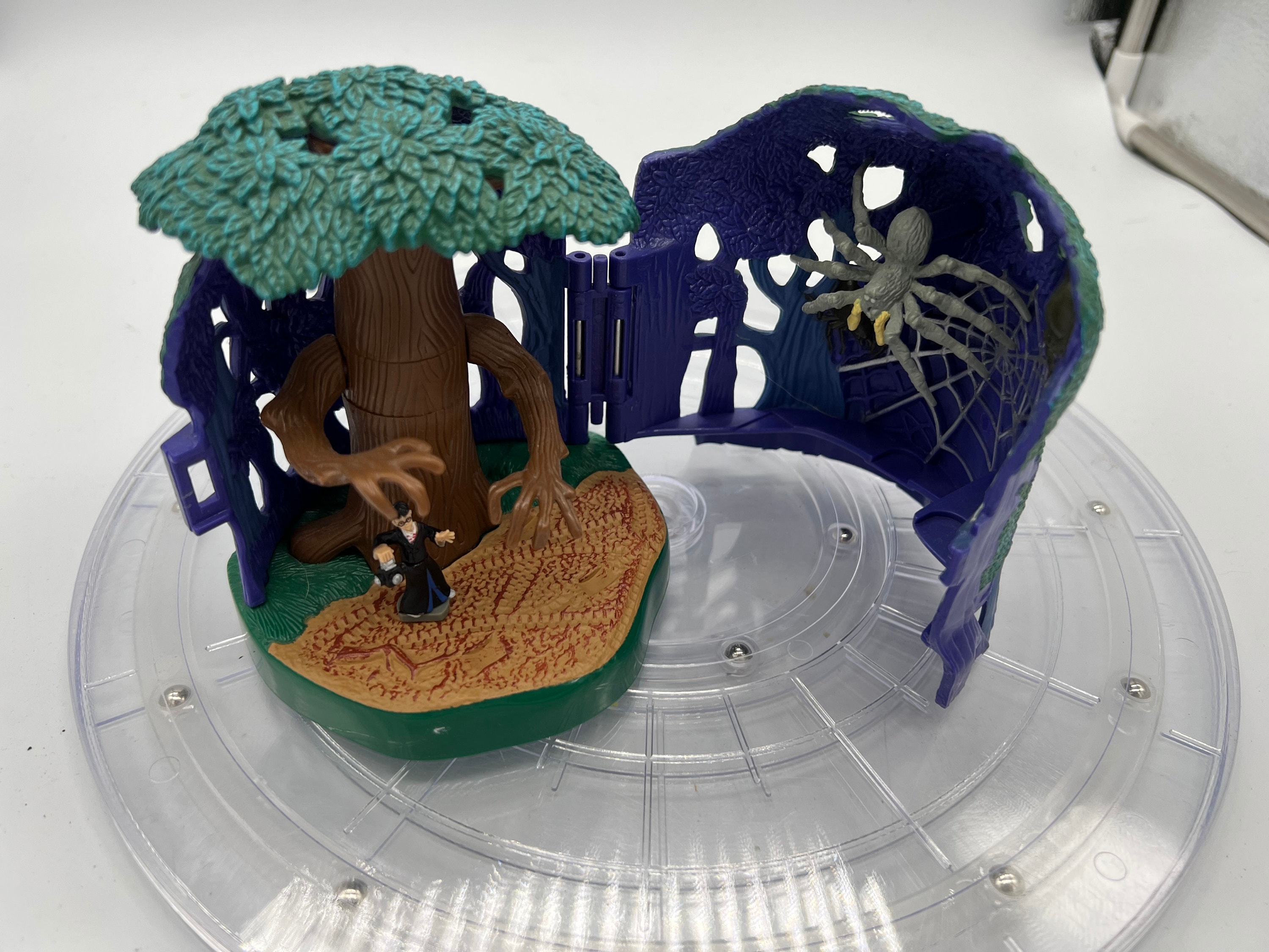 2001 Polly Pocket Whomping Willow and Forbidden Forest. Hard to