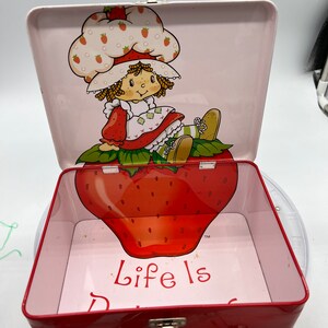 Vintage Strawberry Shortcake Metal Lunch Box New still wrapped in plastic! image 3