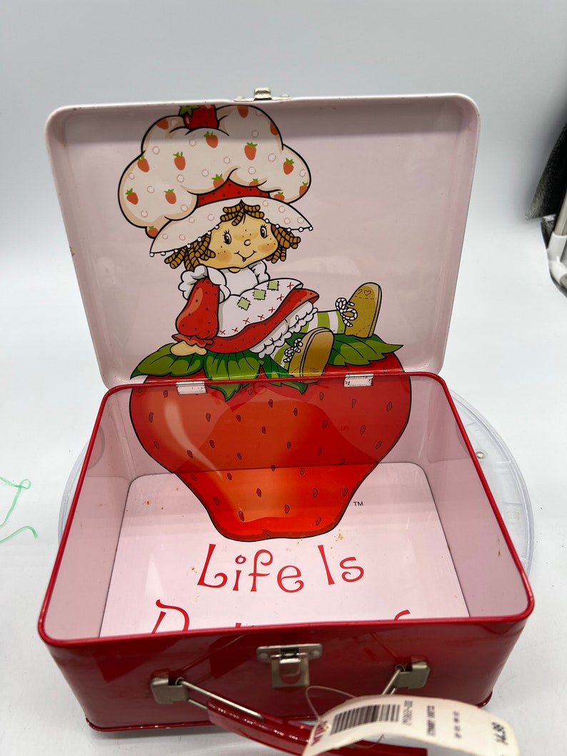 Vintage Strawberry Shortcake Metal Lunch Box New still wrapped in plastic! image 3