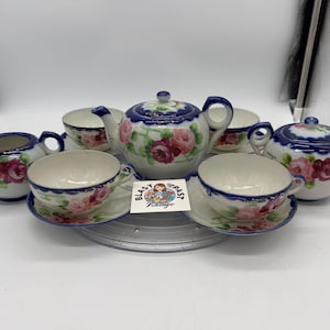 Gorgeous Rare Hand Painted Lettuce Rose Porcelain Tea set made in Japan.