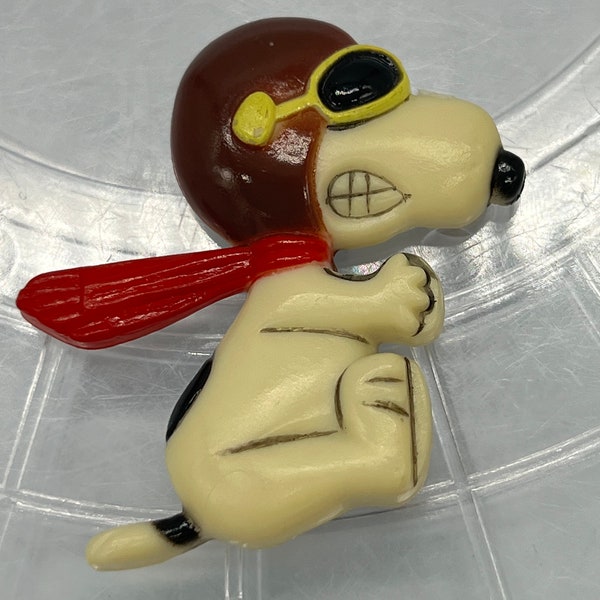 vintage Rare 3D Flying Ace Snoopy Magnet.