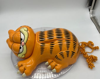 Vintage Rare 1980’s Garfield Wall Hanging Telephone!