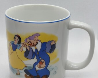 ヴィンテージのディズニーの白雪姫マグカップ。日本製。 - Etsy 日本