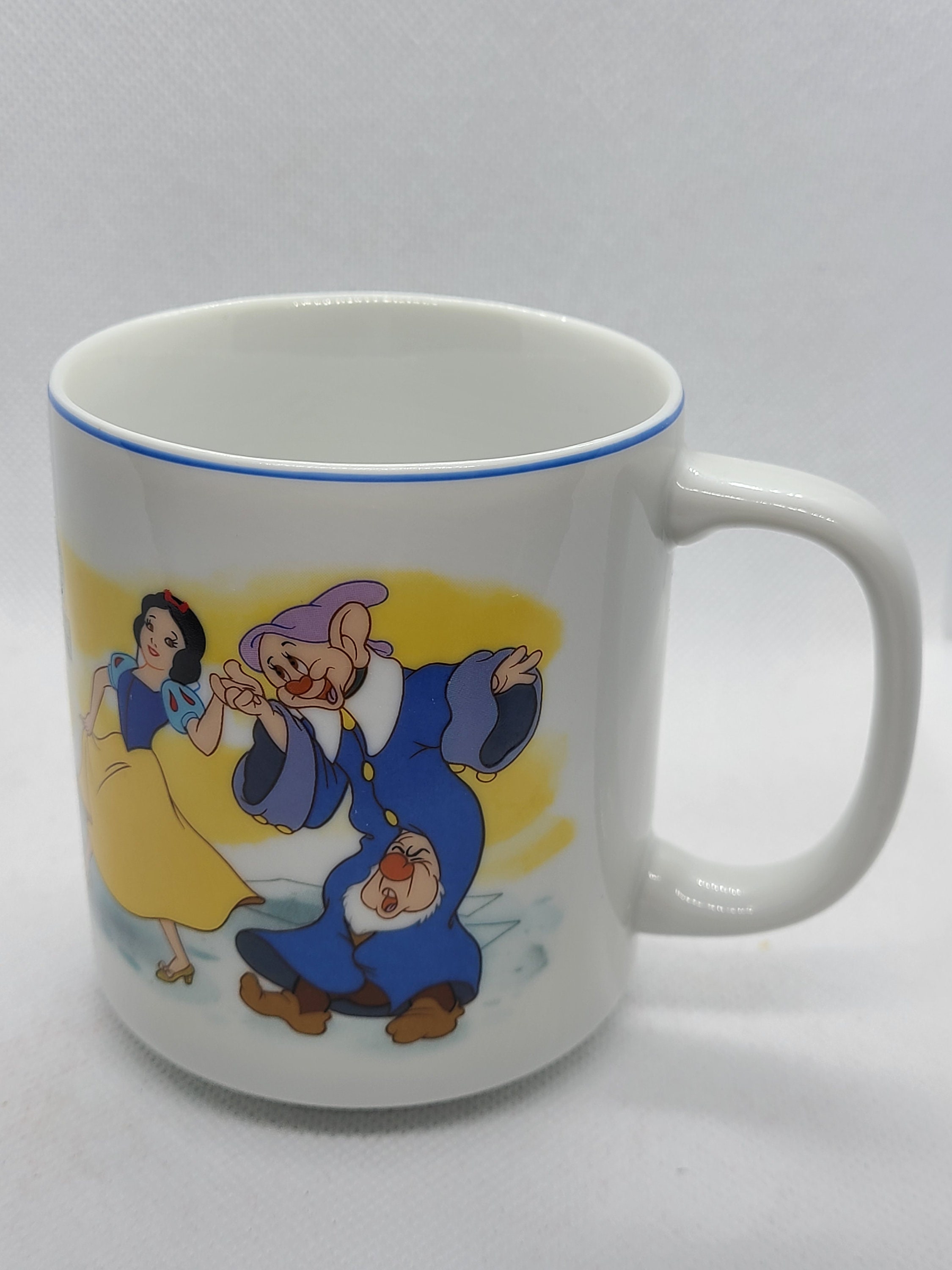 セディショナリーズ 白雪姫 マグカップ 2026年最新】セディ 白雪姫の人気アイテム - メルカリ