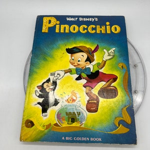 Vintage 1972 Walt Disney A Golden Book Pinocchio. Fairytale Books.