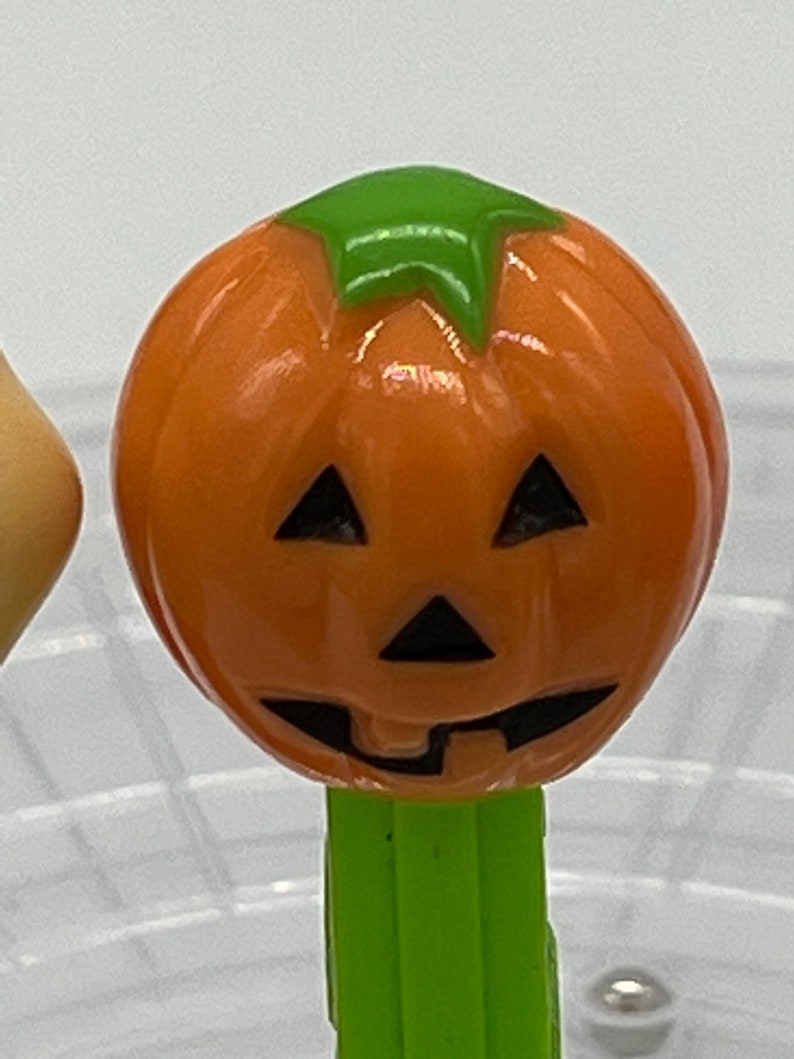 Vintage Halloween Pez Dispencers. Ghost, Jack O'latttern, Ghost Face, Ghoul and Witch image 3