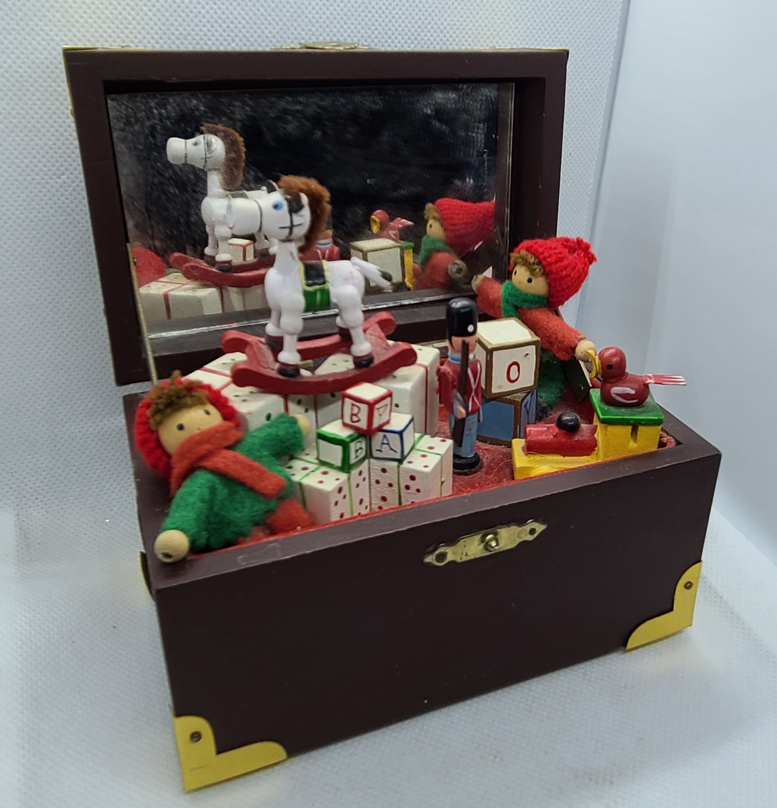 Toy box music box sale