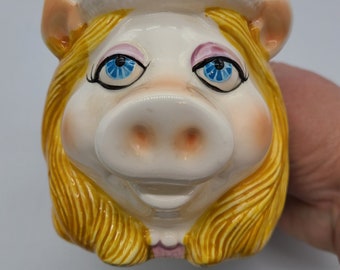 Vintage Sigma The Muppets Miss Piggy Ceramic Mug.