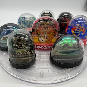 Vintage Novelty Around the United States and more Snowglobes.