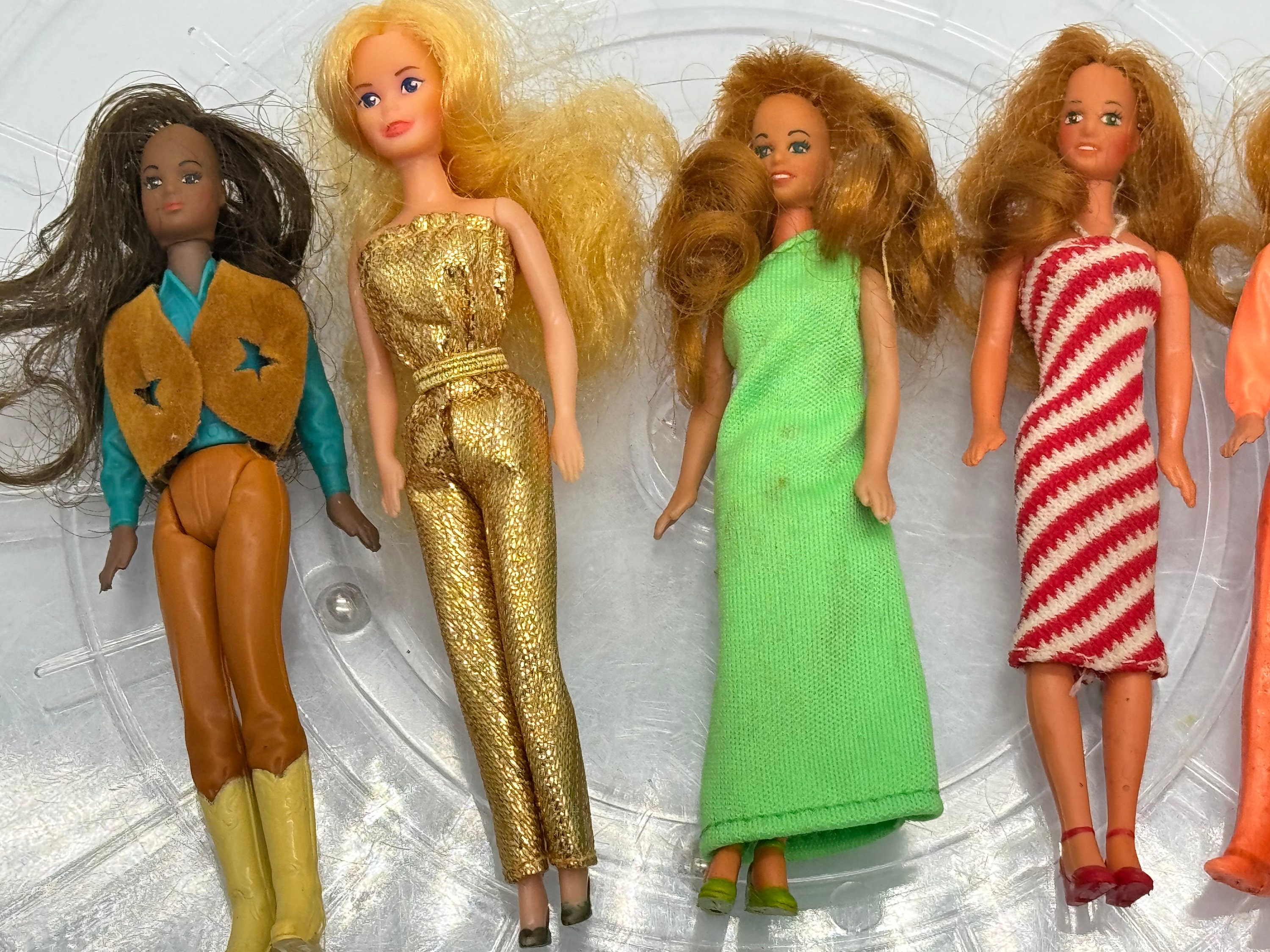 Poupée Barbie Collection Shopping Chic Rétro 4