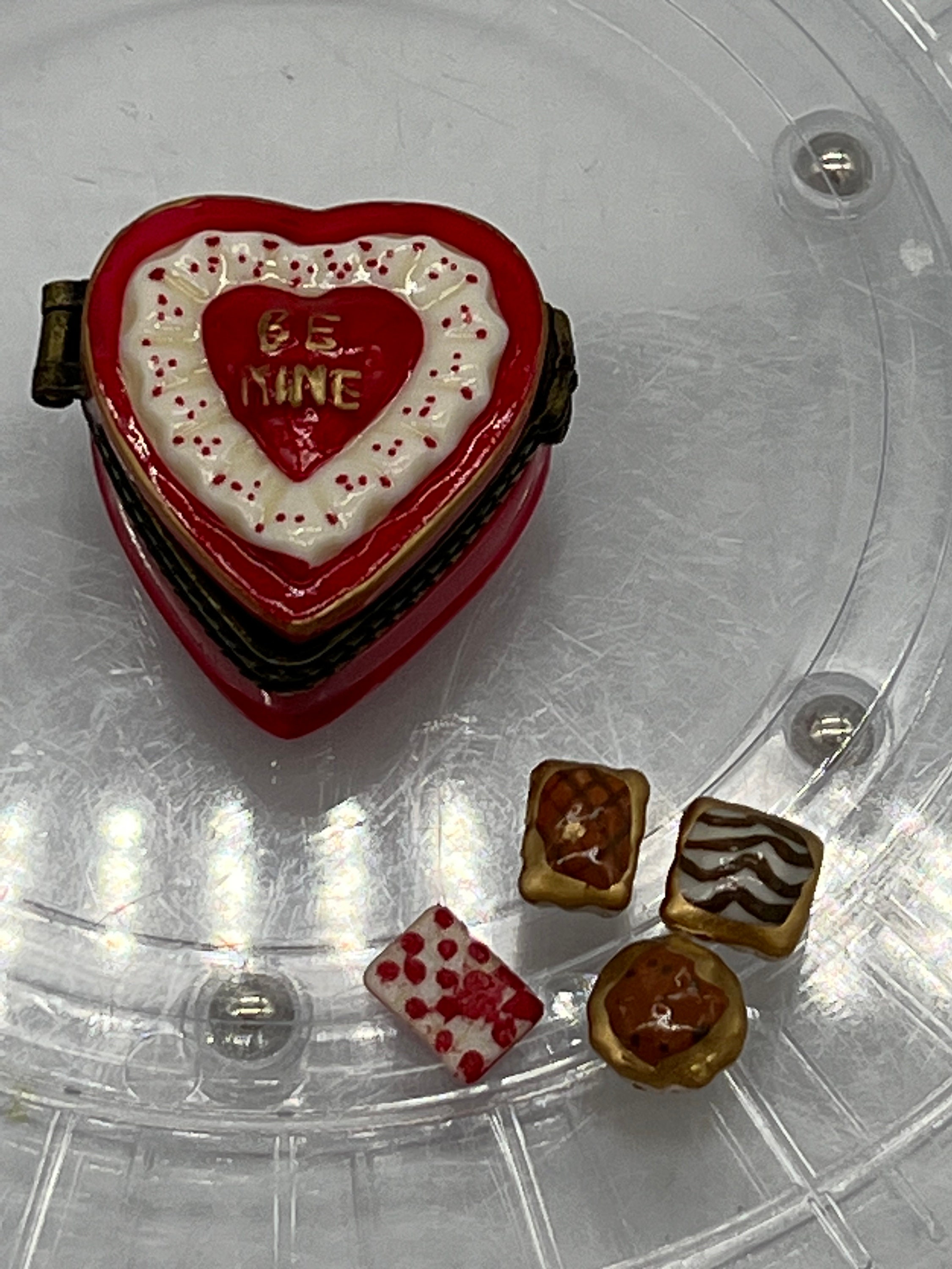 Valentine's Heart Trinket Box With Candy - 