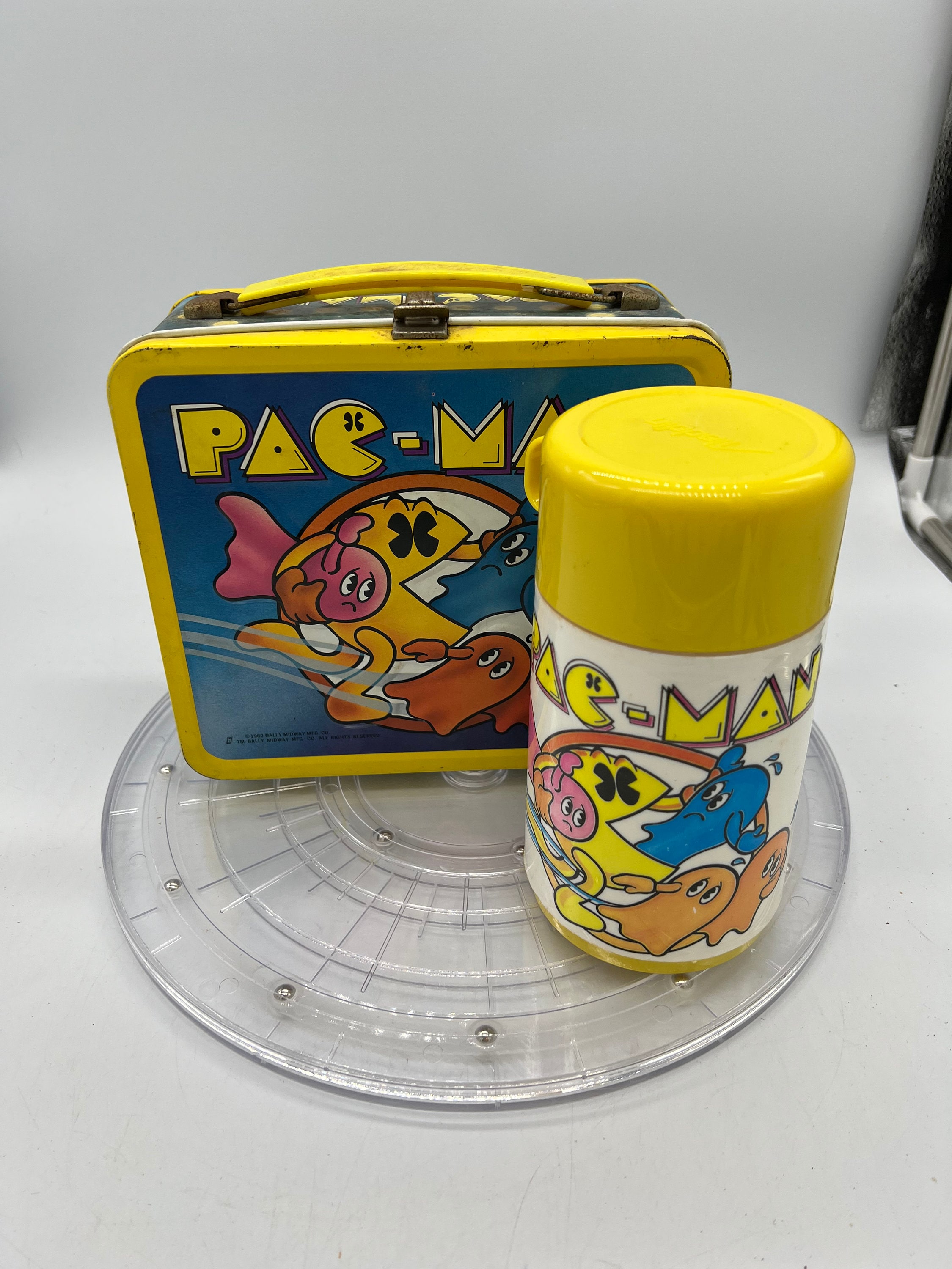 Vintage 1980 PAC-MAN Metal Old School Lunchbox With Thermos 