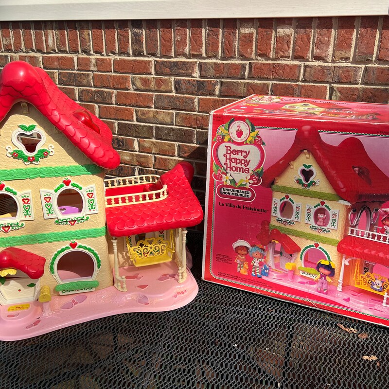 Strawberry Shortcake House - Etsy