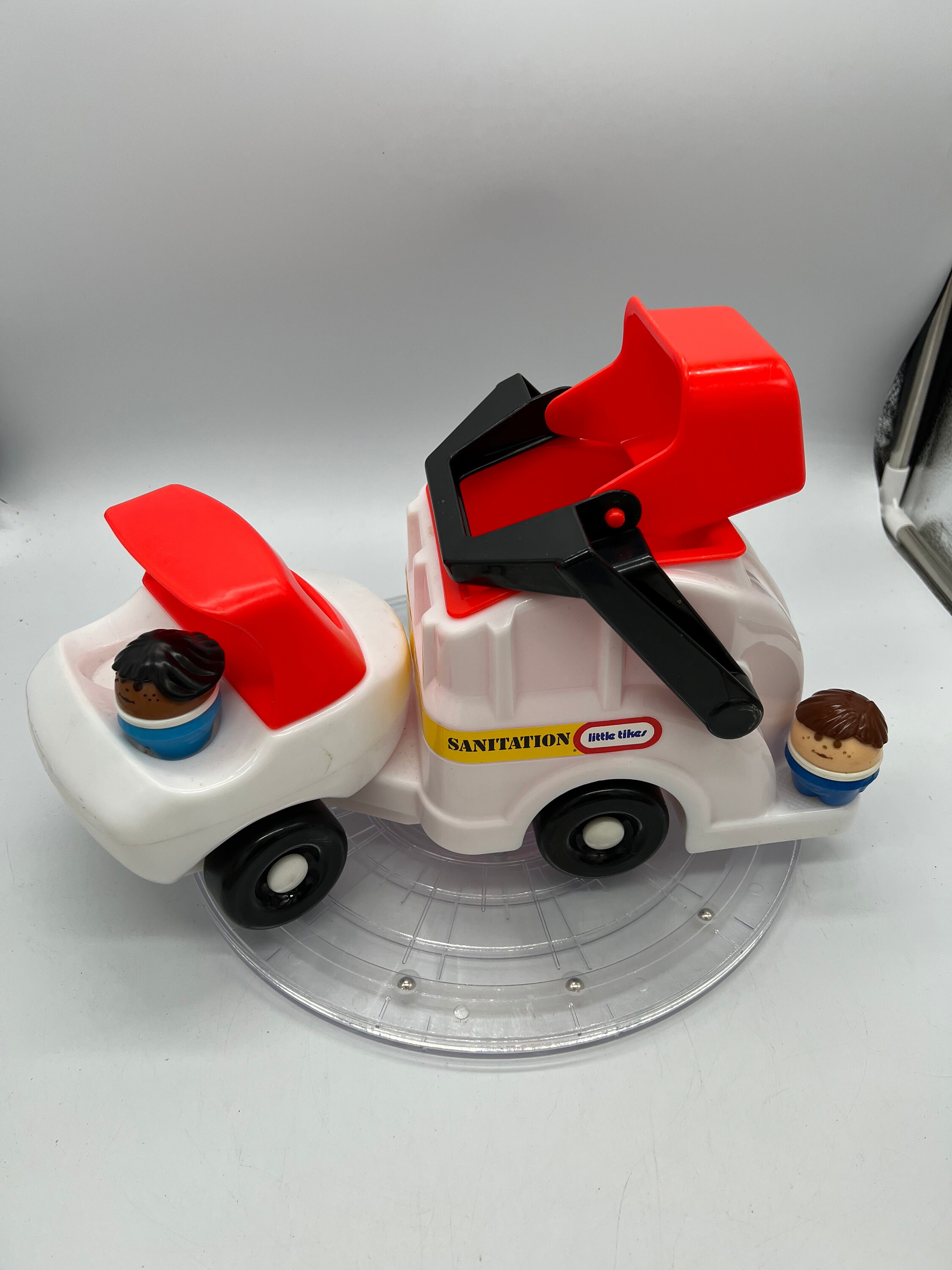 Little tikes hotsell garbage truck