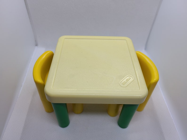 little tikes classic table and chairs set 4230