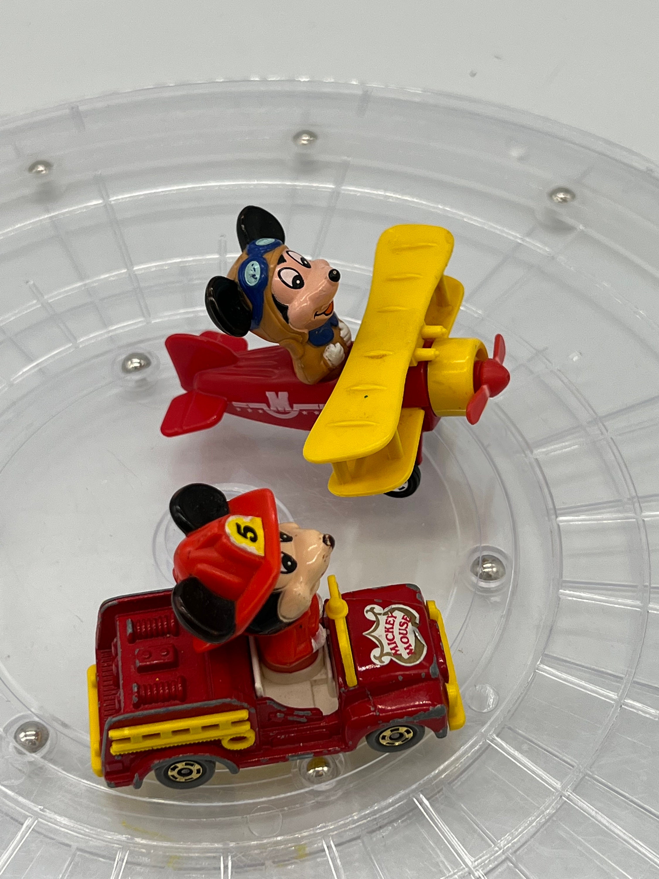 ヴィンテージのTOMY製ウォルト・ディズニー ミッキーマウス 消防車と