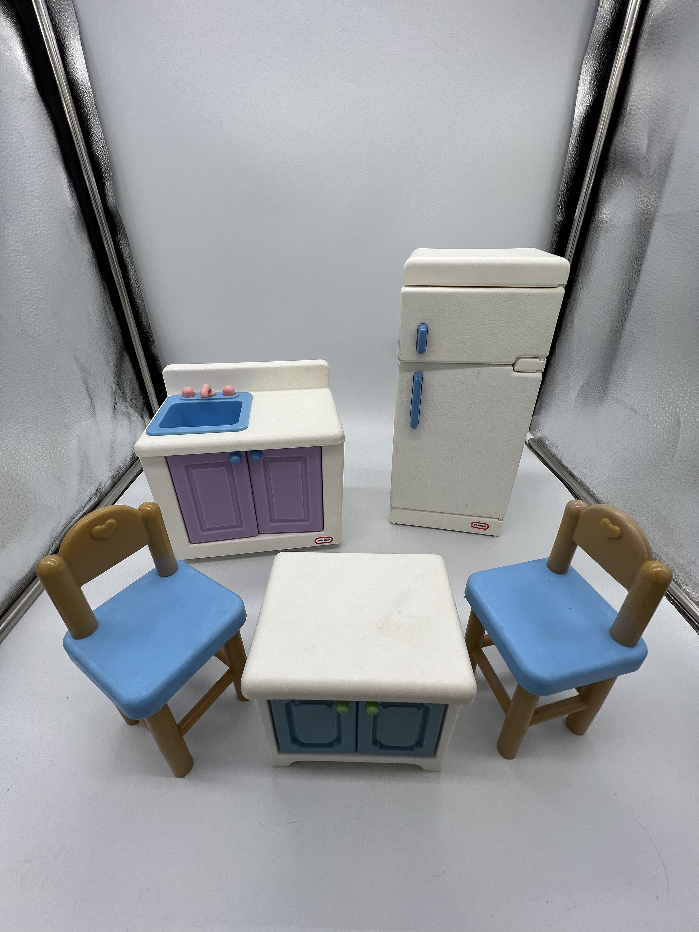 90s Barbie Furniture -  Canada