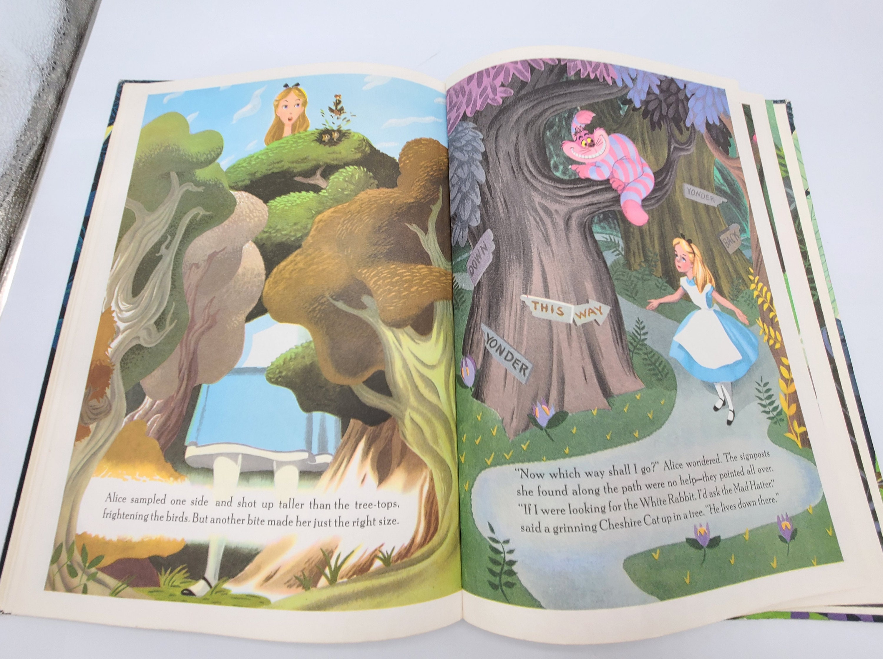 Vintage 1976 Walt Disney A Golden Book Alice in Wonderland