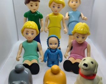 Vintage Little Tikes Dollhouse People. Vintage Grandma. Dad, Mom, Daughters and Brother cat and dog. Sold Separately.