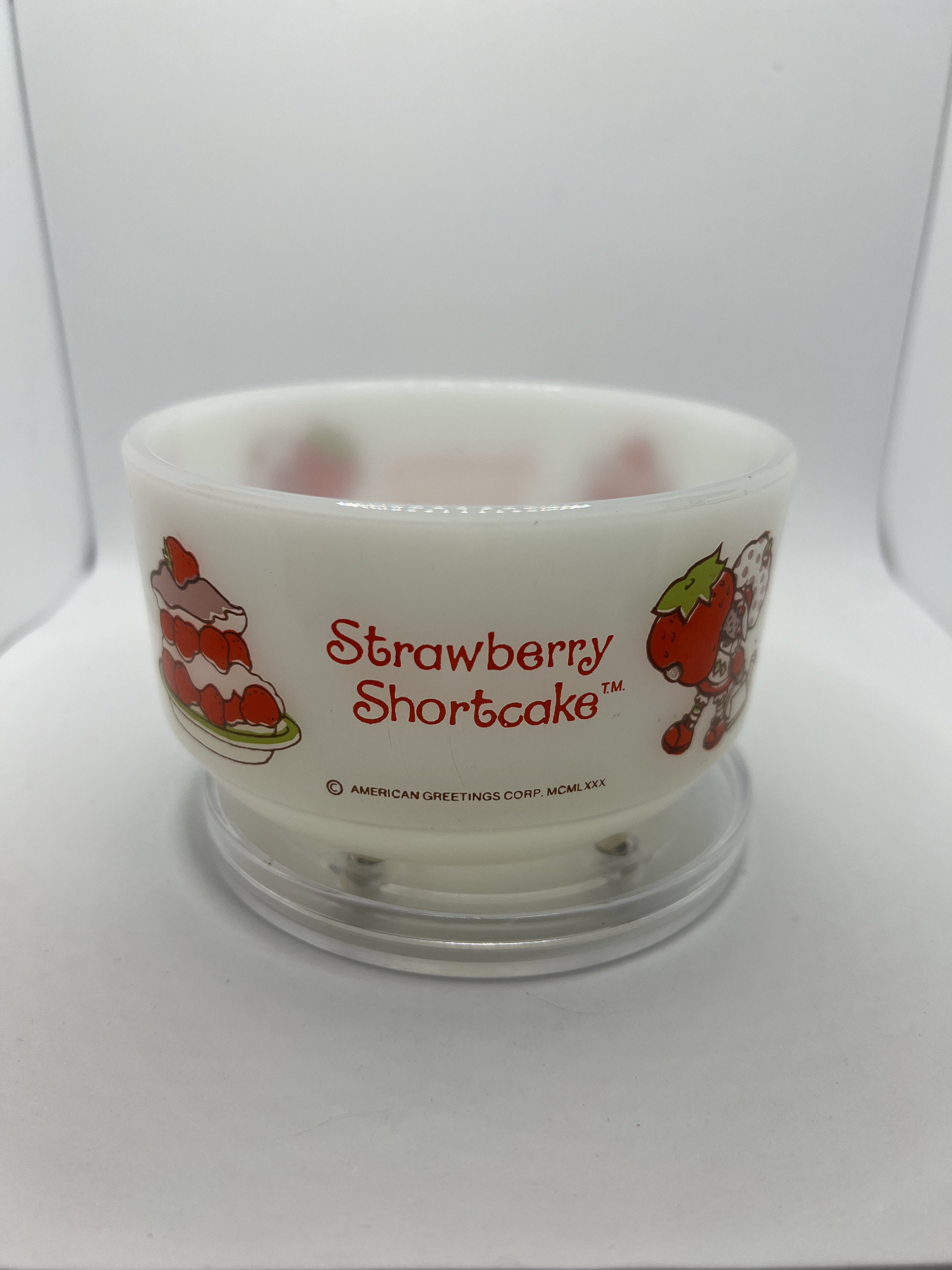 Strawberry Shortcake ミルクガラス マグカップ＆ボウル il_fullxfull.5229873703_79go.jpg