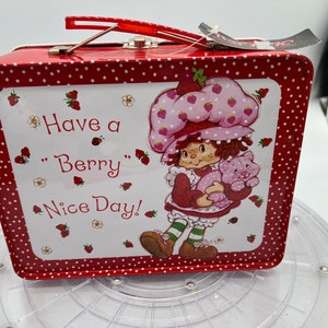 Vintage Strawberry Shortcake Metal Lunch Box New still wrapped in plastic! image 4